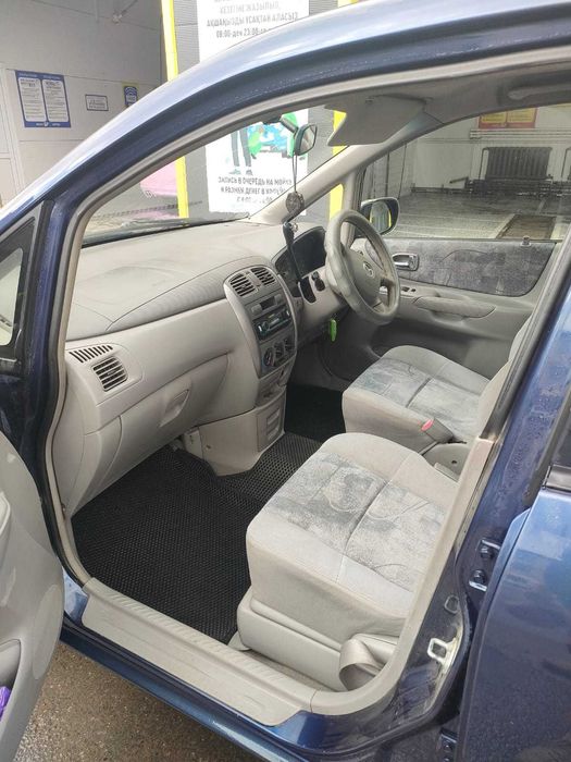 Продам Mazda Premacy 2001 года