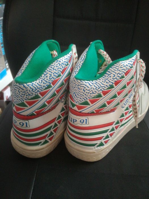 Маратонки тип Кецове