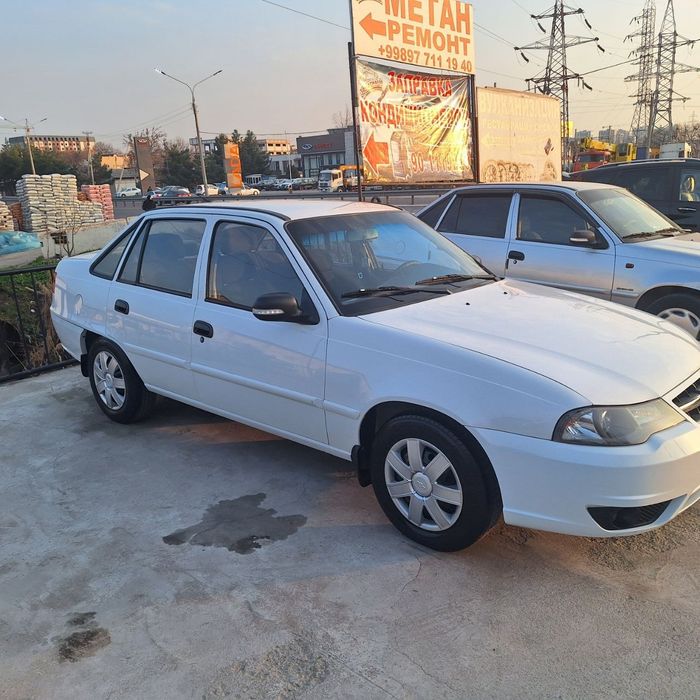 Nexia 2 Srochna sotiladi. BIR QO'L MINILGAN.