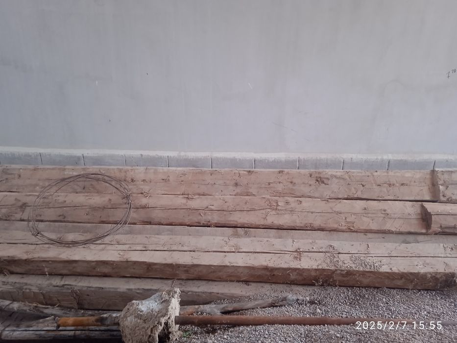 Tosin sotiladi uzunligi 3.90dan 8 dona 200.000 som dan