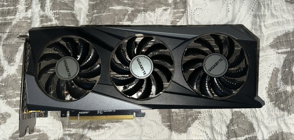 Gigabyte Rtx 3060 12Gb version 2