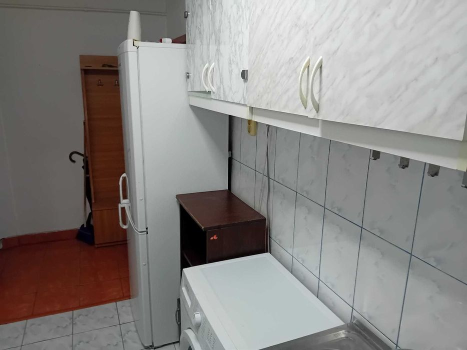 Ap 2 Cam Posta Maratei 45mp la cheie mobiat utilat renovat centrala