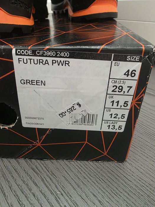 Vand bocanci de vanatoare noi Crispi  Futura PWR