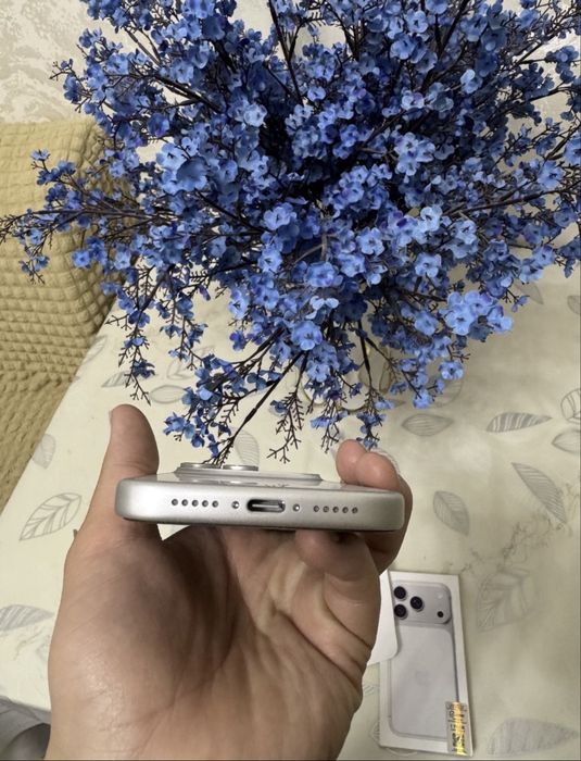 Iphone 17 Pro 256 GB Silver Sim+Esim почти новый идеал айфон