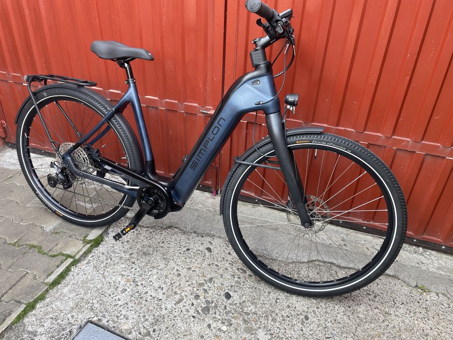 Bicicleta electrica(ebike)Trekking city Carbon BoschCx4