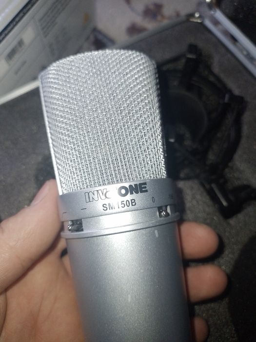 Студийный микрофон(домашняя студия записи)