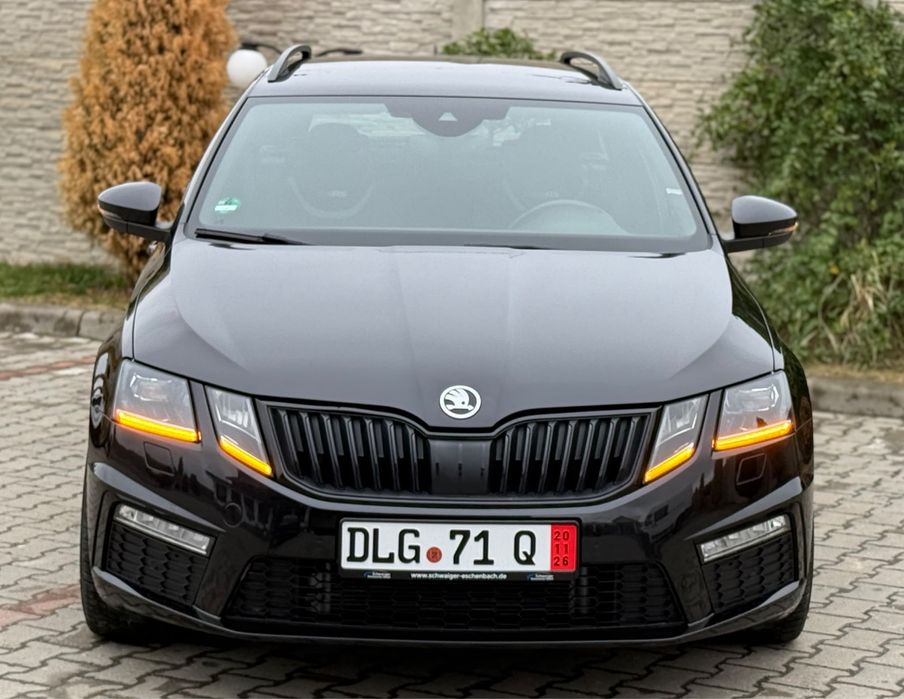 Skoda Octavia vRS 2019/08 , 2.0 TDI 184 CP , Euro 6, 2 propietari de nouă ,automat DSG, Lane Assist, side Assist , full led , TOP !