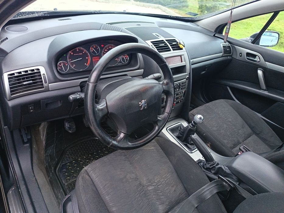 Vând sau schimb Peugeot