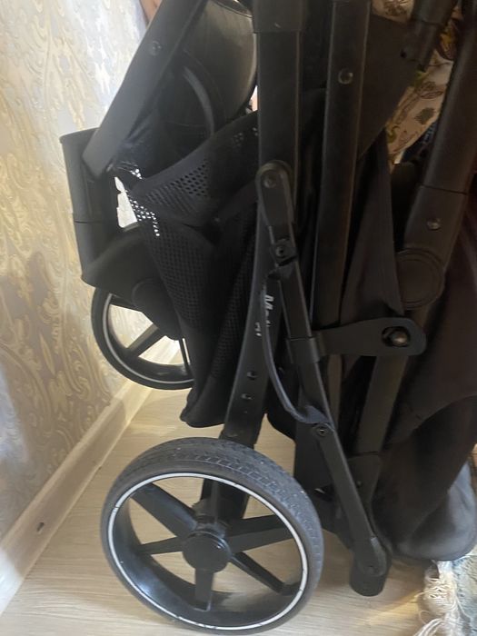 Продам коляску mstar