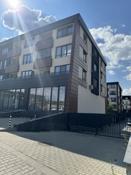 Дава се под наем Гараж / Паркомясто в София, Малинова долина - 9 кв.м за 91.8 € - Снимка #2