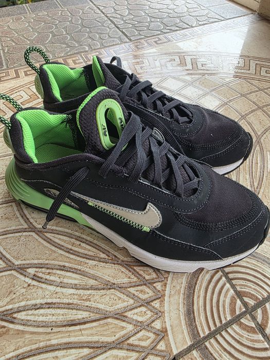 Nike маратонки 37,5