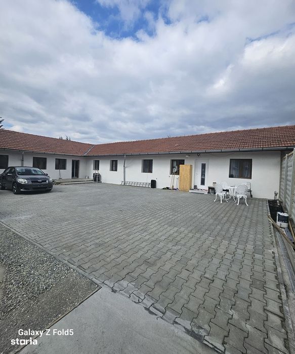Două apartamente la casă de vânzare – zonă Cantemir, Oradea