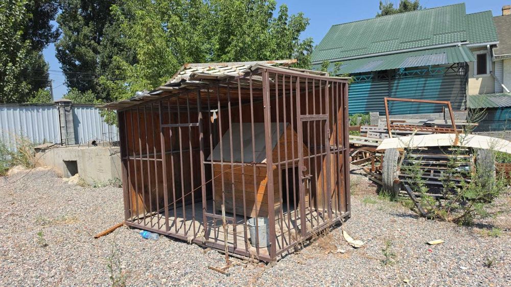 Продам вальер с будкой для собаки