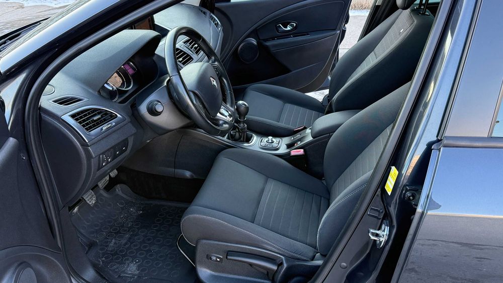 Renault Megane 1.5 Dci 110Cp Manuala 2014 – Rate Auto | Fără avans |