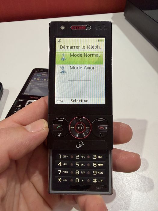 Nokia N79 N82 Sony Ericsson W715 de Piese