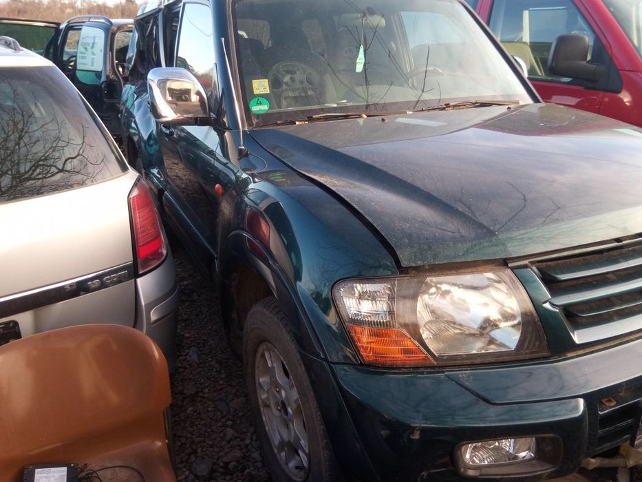 Mitsubishi pajero 3