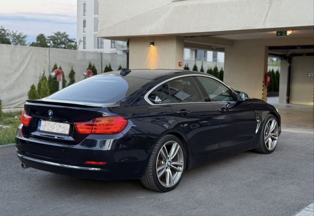 BMW seria 4 2015 x-drive 2.0d 184 cp 3 butoane