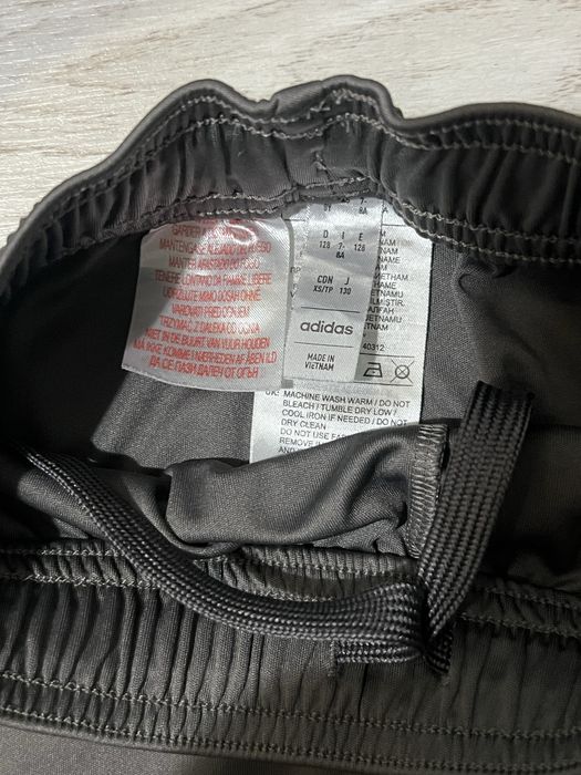 Costum de fotbal Real Madrid 128 cm