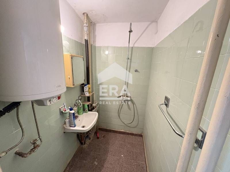 ЕКСКЛУЗИВНО! Четиристаен апартамент за продажба, кв. Владиславово, Вар