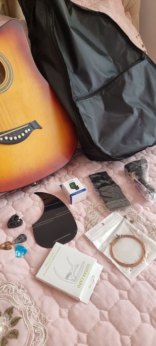 Gitara yangi padarkaga kegan