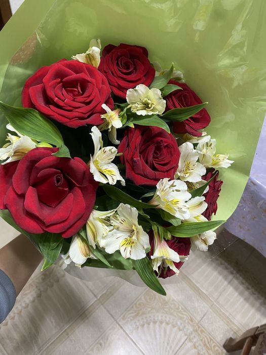 Продам Букет из роз 7шт