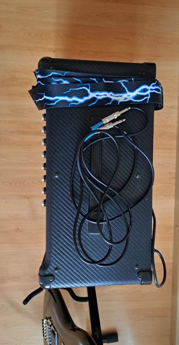 Китара:ibanez js100 усилвател за китара:marshal mg50cfx