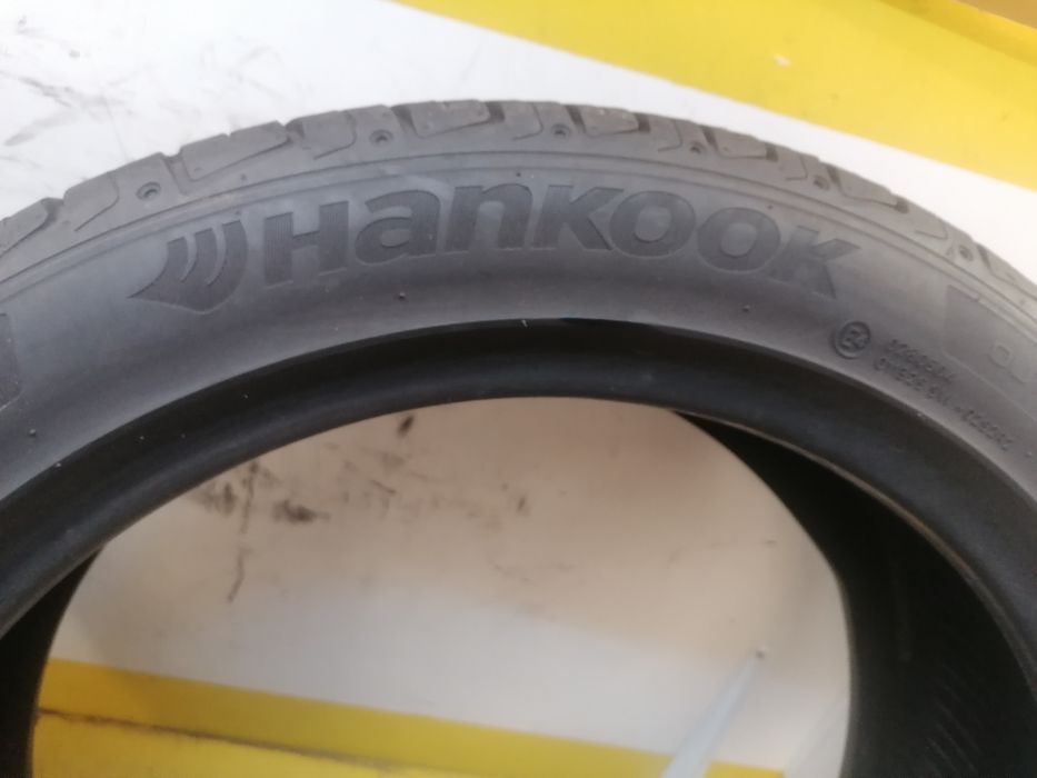 245/45/19  4 *Hankook vara dot 3817. 5,,26mm