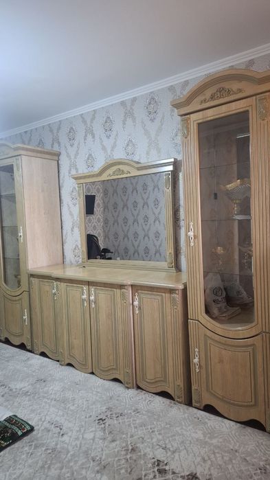 Продаёца камод город Чирчик Аранча