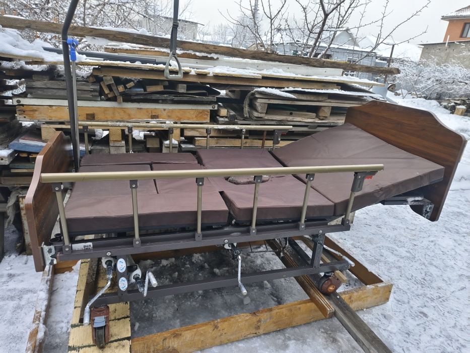 Продам медицинский кровать