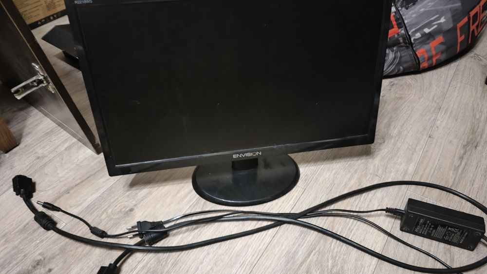 Монитор от envision