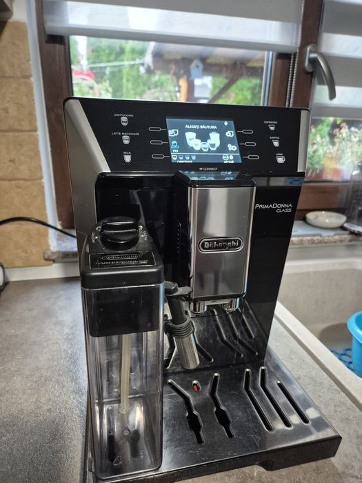 Expresor Delonghi PrimaDonna Class