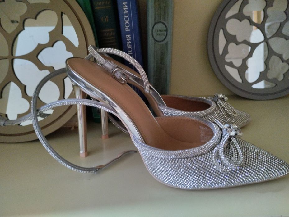 Туфли новые,красивые