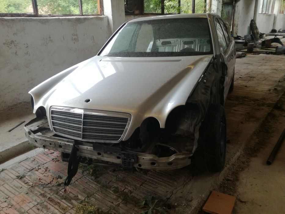 Мерцедес w210 3.2cdi на части