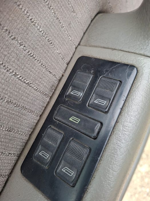 Продам Ауди 100 с4