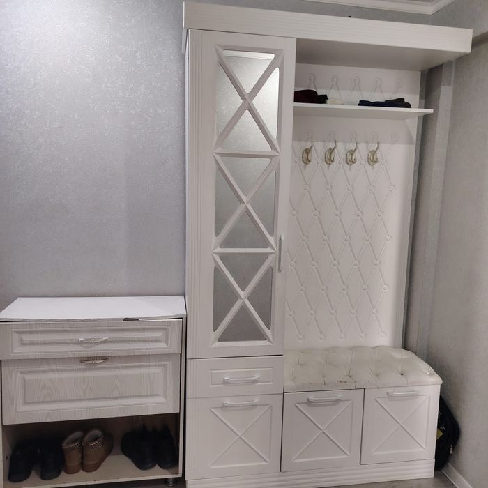 Продается прихожка