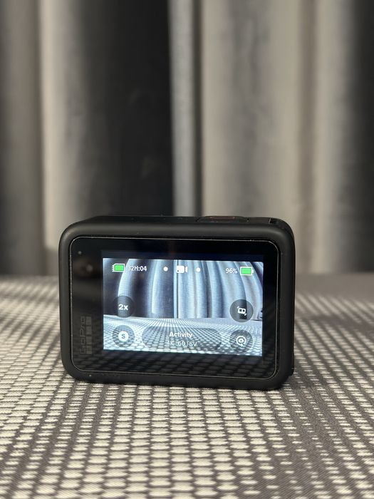 СПЕШНО - GoPro 10 HERO BLACK + Много аксесоари