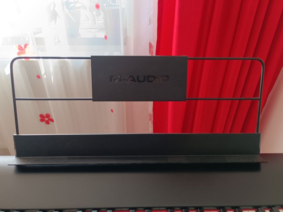M-Audio Hammer 88 + stativ