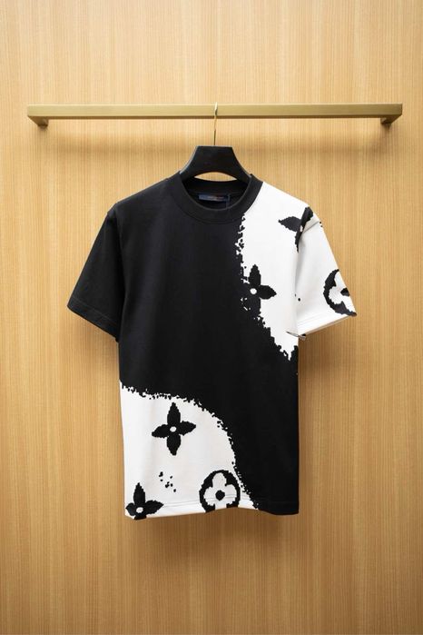 Tricouri  Louis Vuitton !