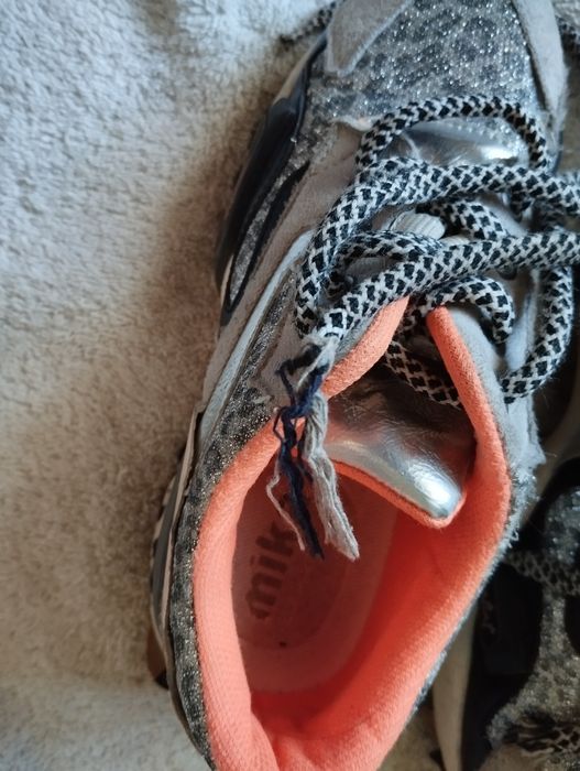 Маратонки за момиче