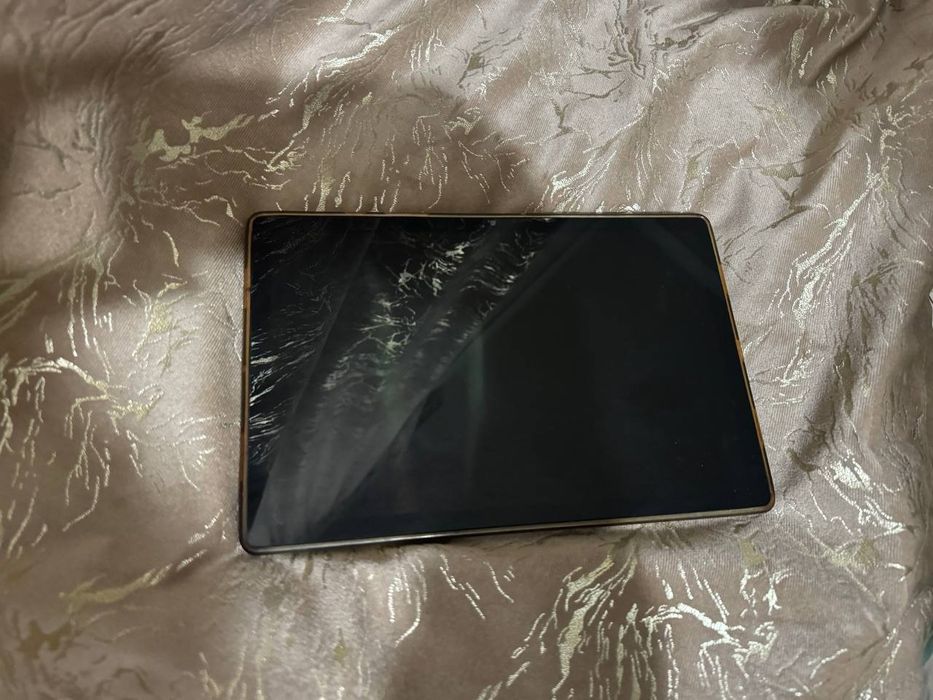 Продам Samsung Tab A8 4/64ГБ