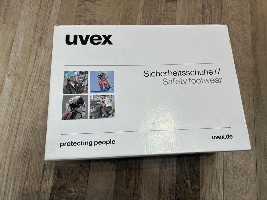 Високи работни обувки Uvex 1 S2 SRC, размер 44