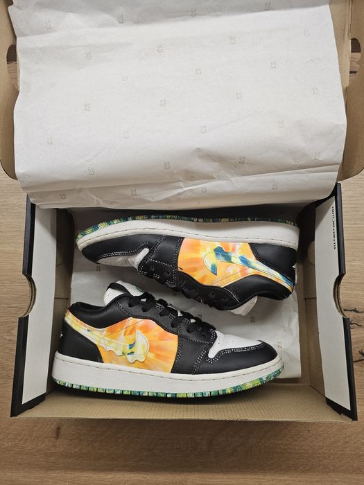 Air Jordan 1 Low SE GS DJ6252-038