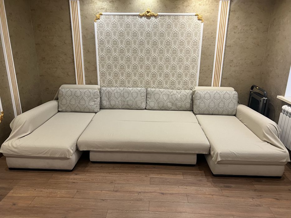 Продам диван в отлисном состояние