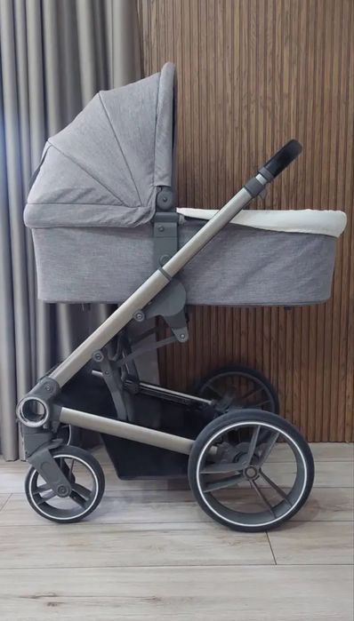 Детская коляска