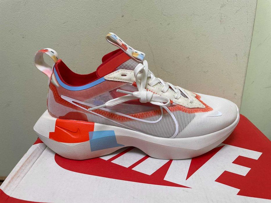 Нови дамски маратонки Nike Vista Lite номер 38