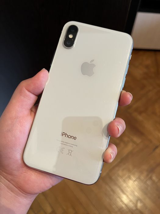 Айфон Х 64гб классный