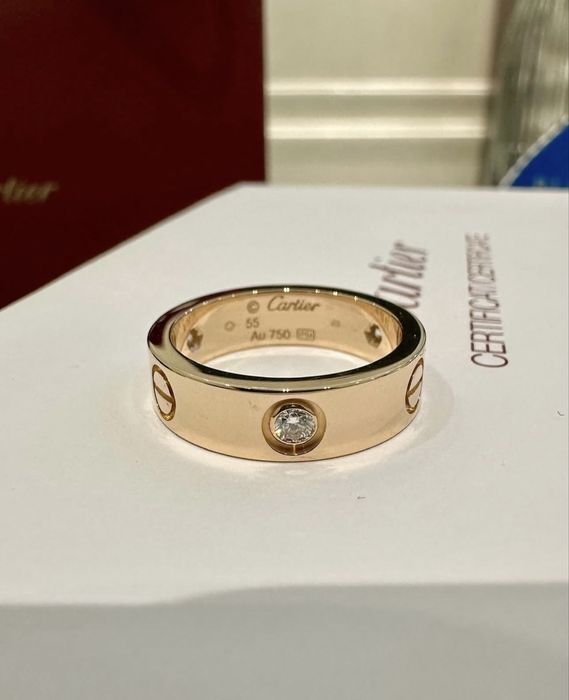 Cartier 17 razmer, 585 Turkiya uzuk sotiladi