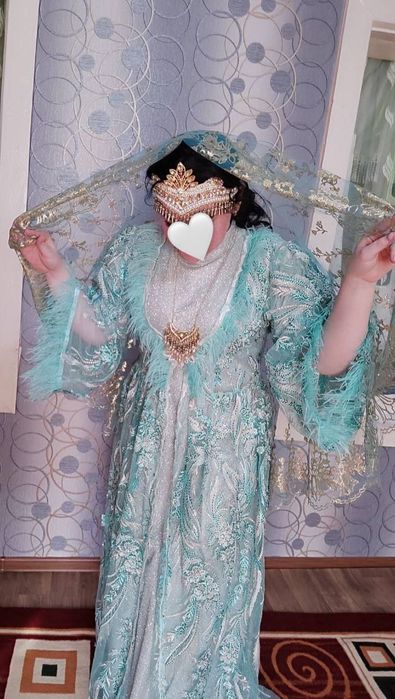 Продаётся платье