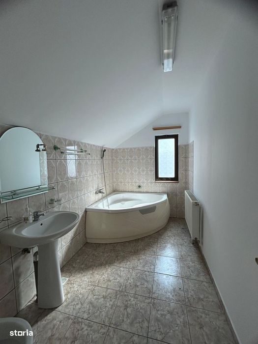 Casa semicentrală Pitesti