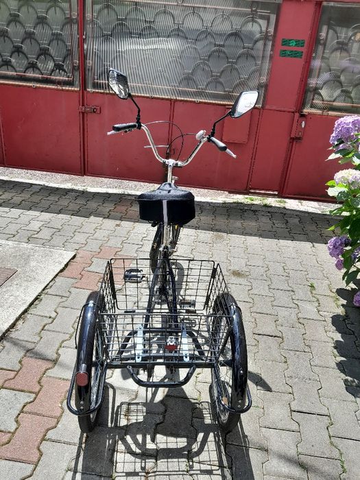 Vând triciclu dama 2025
